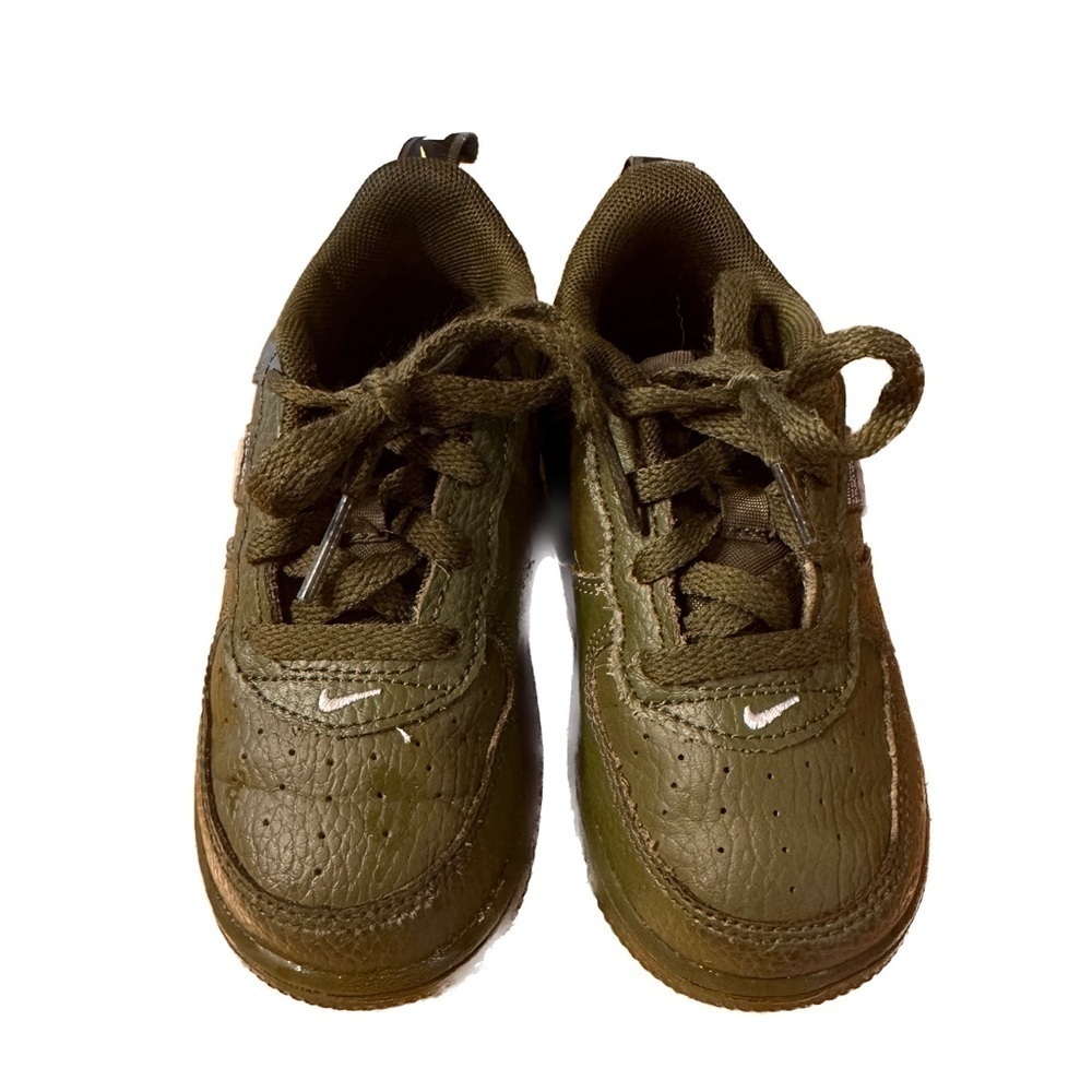 NIKE Kids Army Green Air Force 1 LV8 Utility Overbranding Size 8C - Picture 3 of 8